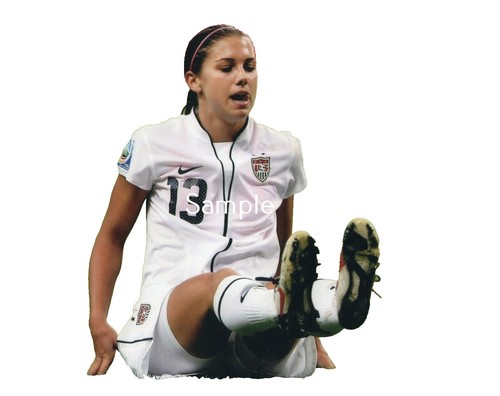 U.S.A SOCCER TEAM SIGNED ALEX MORGAN 8X10 PHOTO S.I. MLS WOMAN