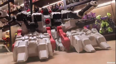 NEW TRANSFORMER W-Resources M-01 MetropleX THREE TRANSFORMATION