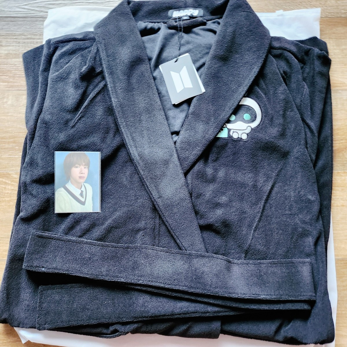 ON HAND] BTS JIN 'HAPPY' POP-UP : Running Wild to Happiness