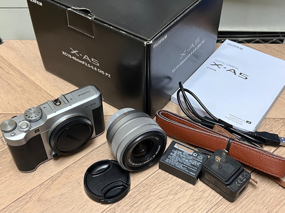 Fujifilm Mirrorless Digital Camera X-A5 Lens Kit Silver MILC Used