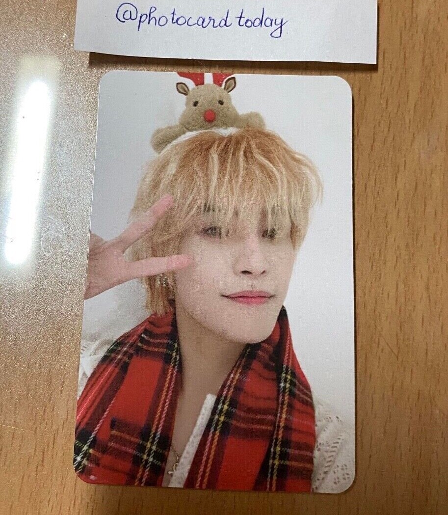 NCT WAYV - 威神V PINK CHRISTMAS 2023 PHOTOCARD PACK RANDOM