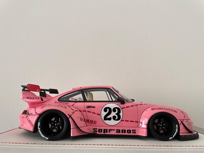 イグニッションモデル 1⁄18 PORSCHE 993 RWB Pink Pig