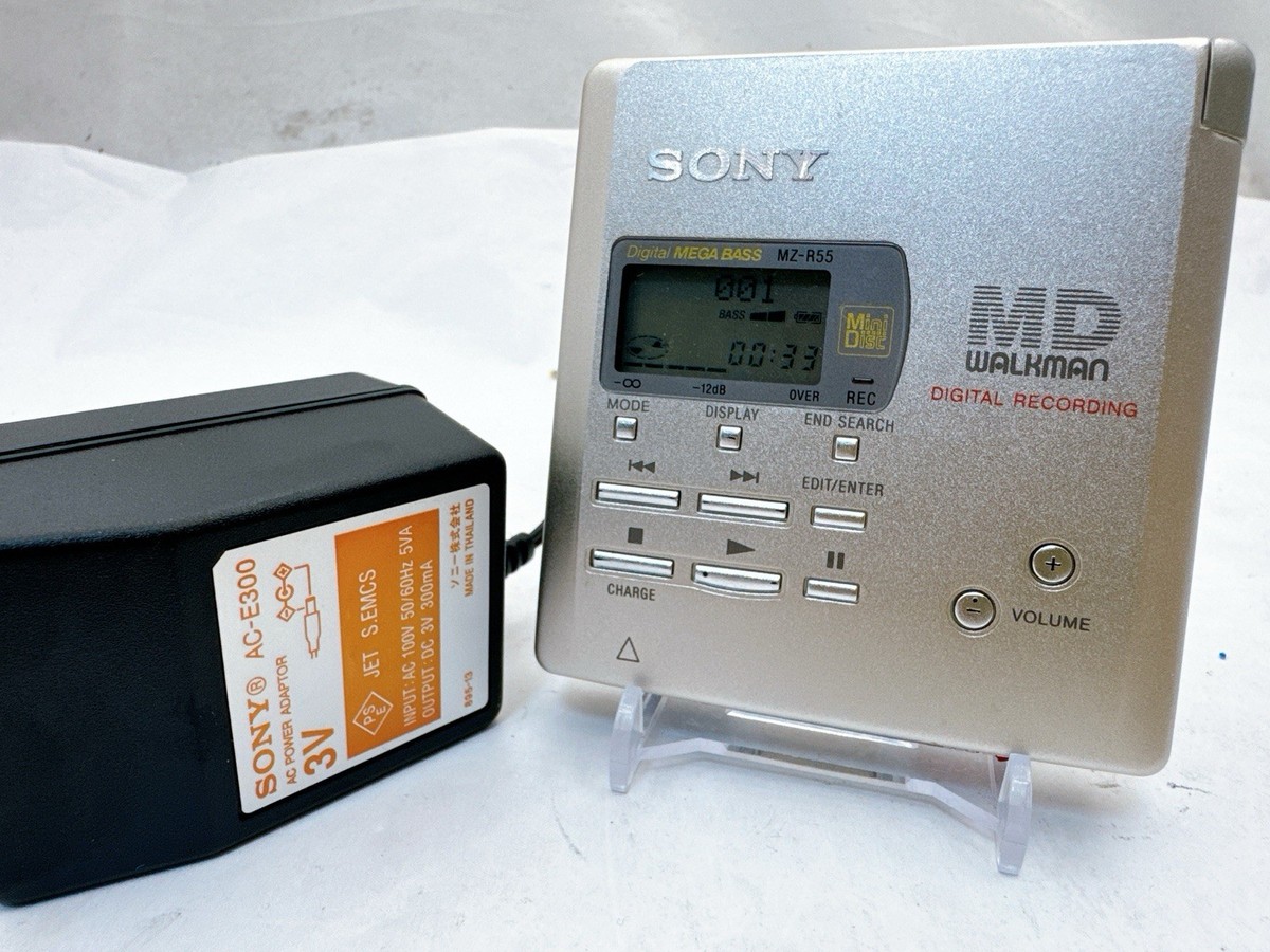 Sony Walkman MZ-R55 Silver MD Recorder Player with AC Adapter