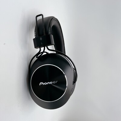 Pioneer Wired Wireless Bluetooth Headphones Black SE-MS7BT-K (E074