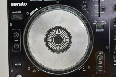 Pioneer DJ DDJ-SR DJ Controller Black Performance 2-Channel Serato