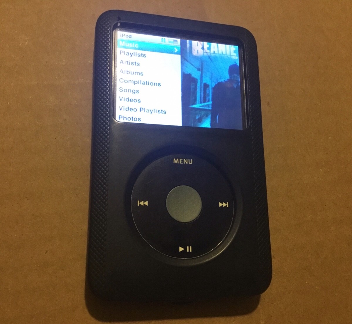 Apple iPod Classic 120 GB Black 7th Generation | 2.5in. Screen