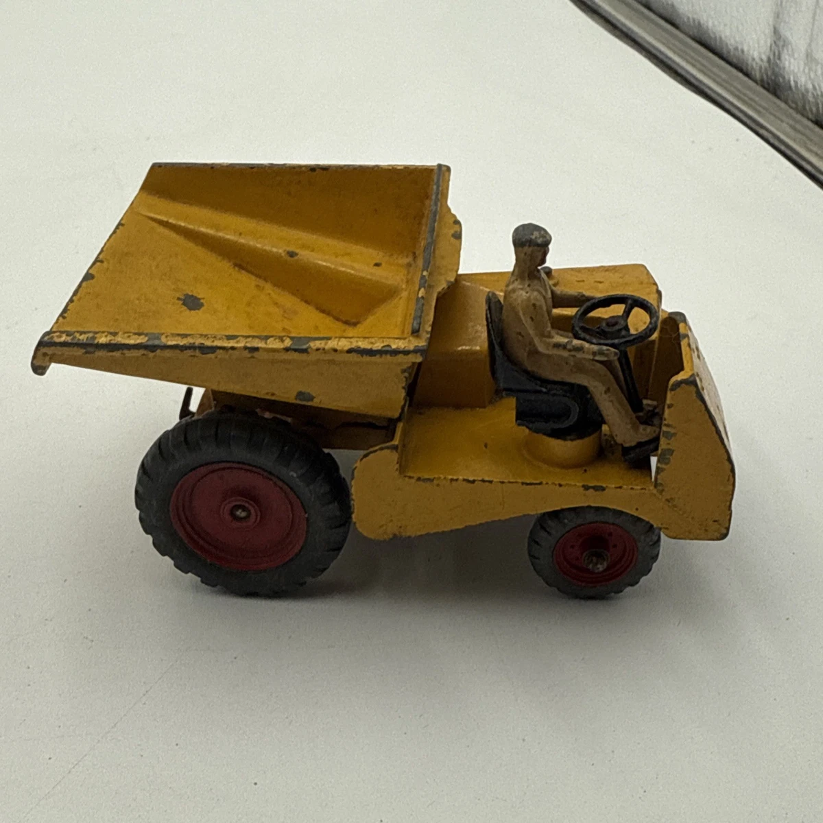 Dinky 1940 Year of Manufacture Vintage Manufacture Diecast Trucks