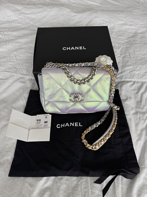 Chanel 19 Iridescent Calfskin Quilted Medium Flap Bag in Light