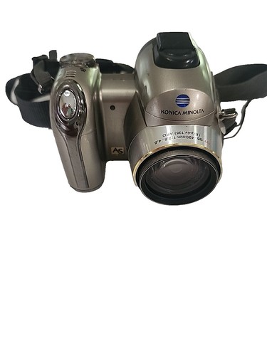 Konica Minolta DiMAGE Z3 Digital Camera, Zoom, 4.0 MP 1 GB SD Card