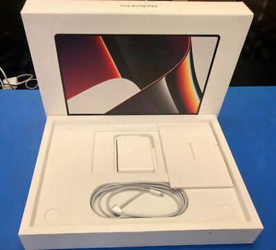 Apple MacBook Pro 18,1 MK183LL/A 16