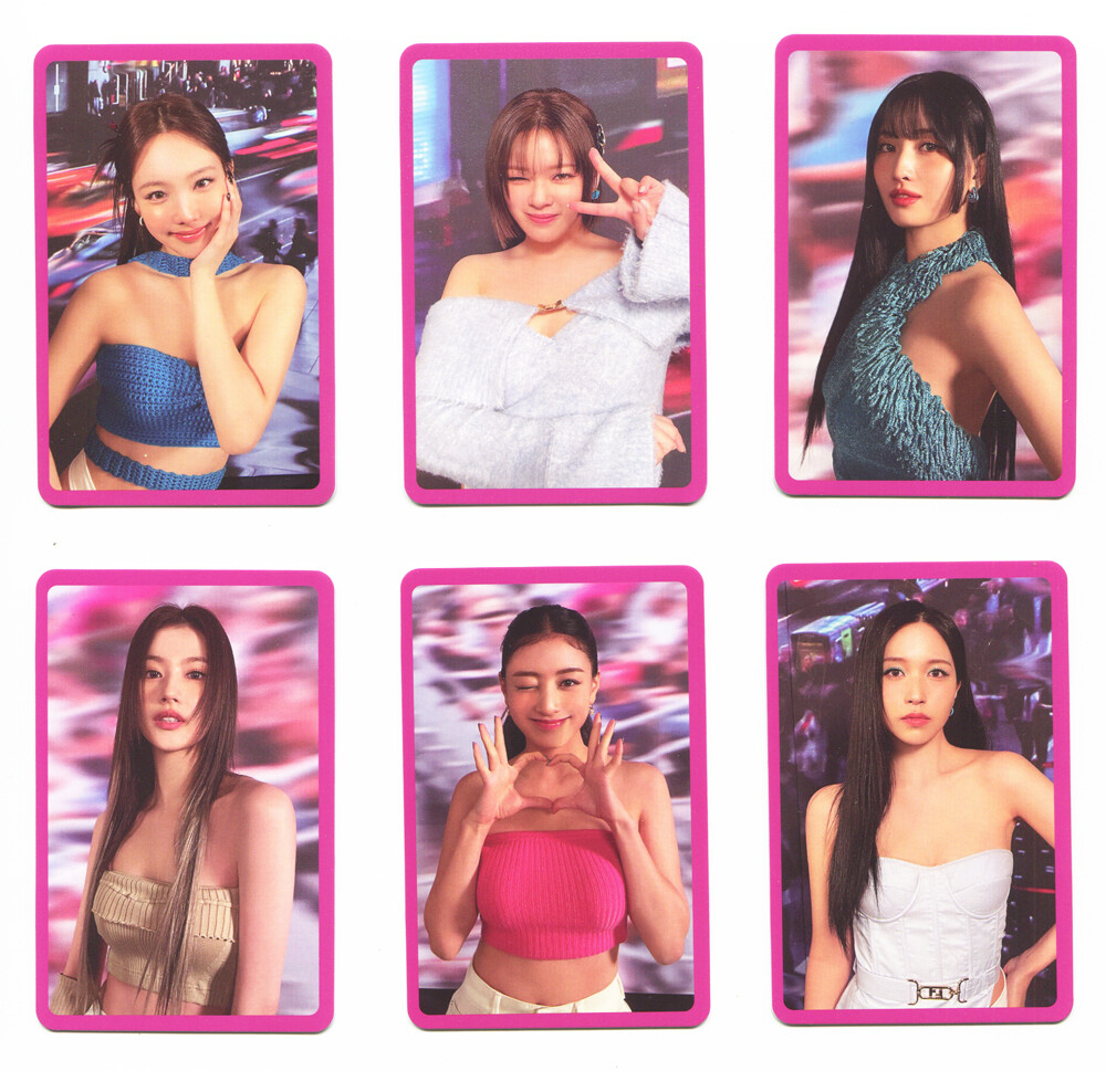 TWICE - READY TO BE 12th Mini [READY ver.] PREORDER BENEFIT