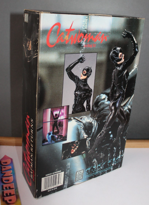 希少】 HORIZON VINYL MODEL KIT CATWOMAN 希少】 HORIZON VINYL MODEL
