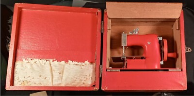 Vintage Childs Little Red Sewing Machine. Made in Japan c.1950