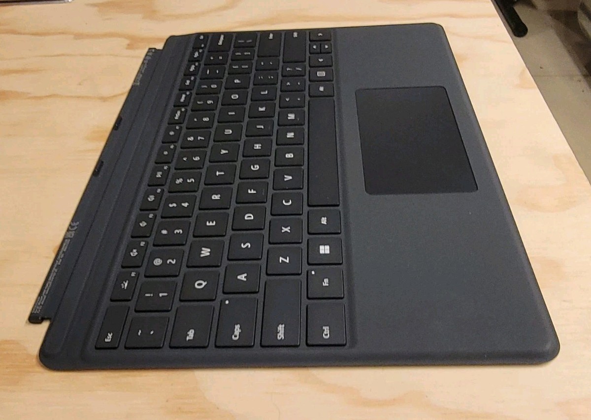 Microsoft Surface Pro 11, 10, 9, 8, X - Signature Type Cover