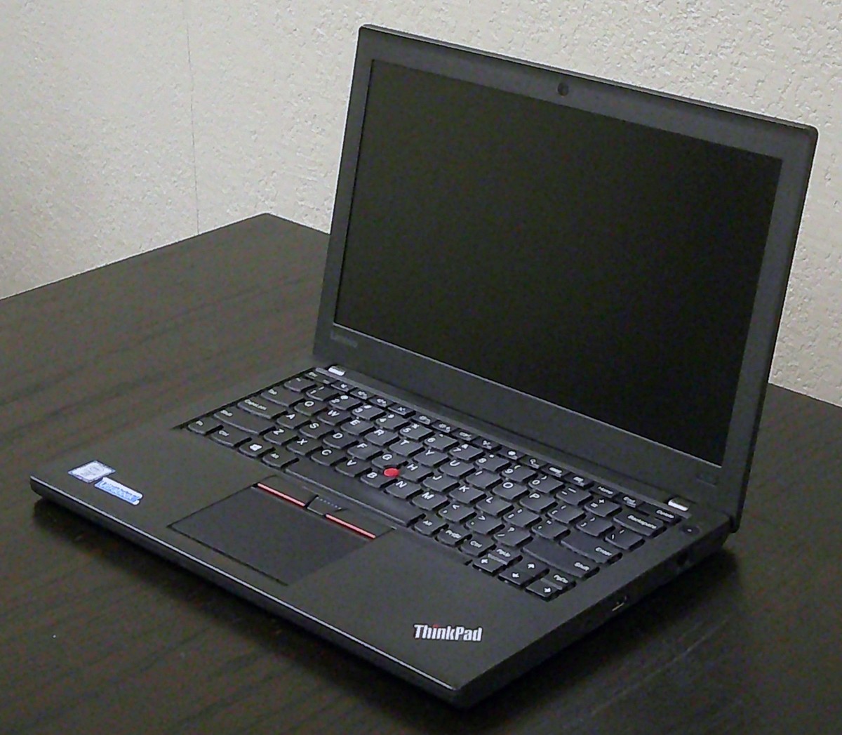 Lenovo ThinkPad X260 i5-6300U 8GB RAM 256GB SSD Win 10 Pro 12.5