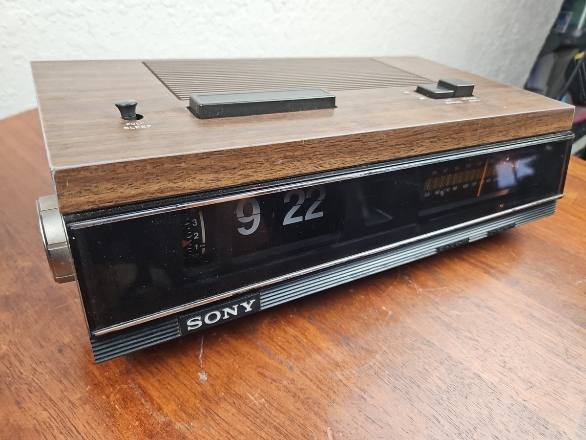 Sony TFM-C580W FM/AM Digital Clock Radio Working Radio Not Clock