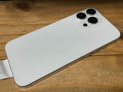 Apple iPhone 16 Pro Max - 256 GB - White Titanium (Unlocked) for