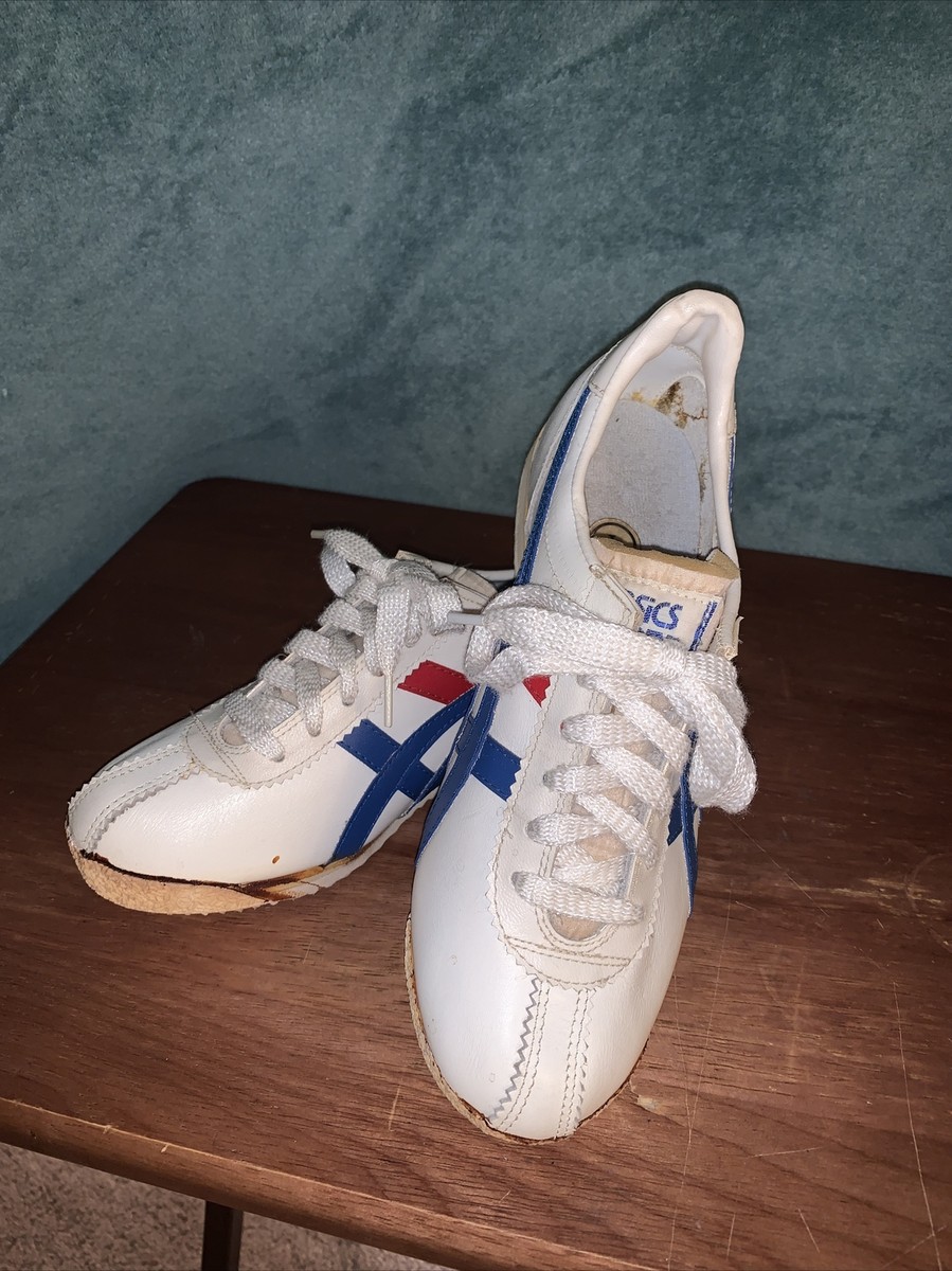 Vintage Early 1980s deadstock Asics Tiger leather athletic shoes 4