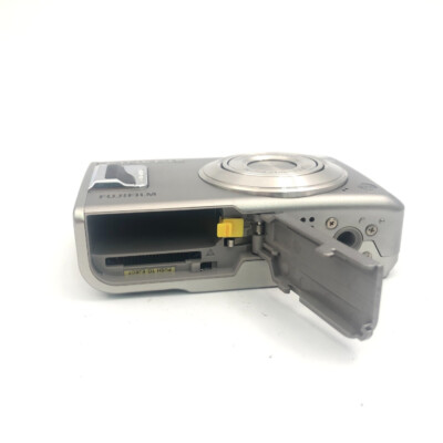 Fujifilm Finepix F31FD Digital Camera 3x Optical Zoom Viewfinder