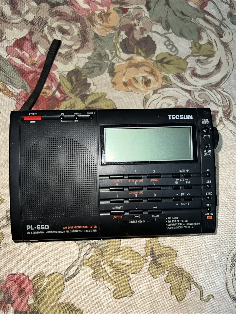 TECSUN PL-660 FM STEREO LW/MW/SW-SSB/AIR PLL SYNTHESIZED RECEIVER