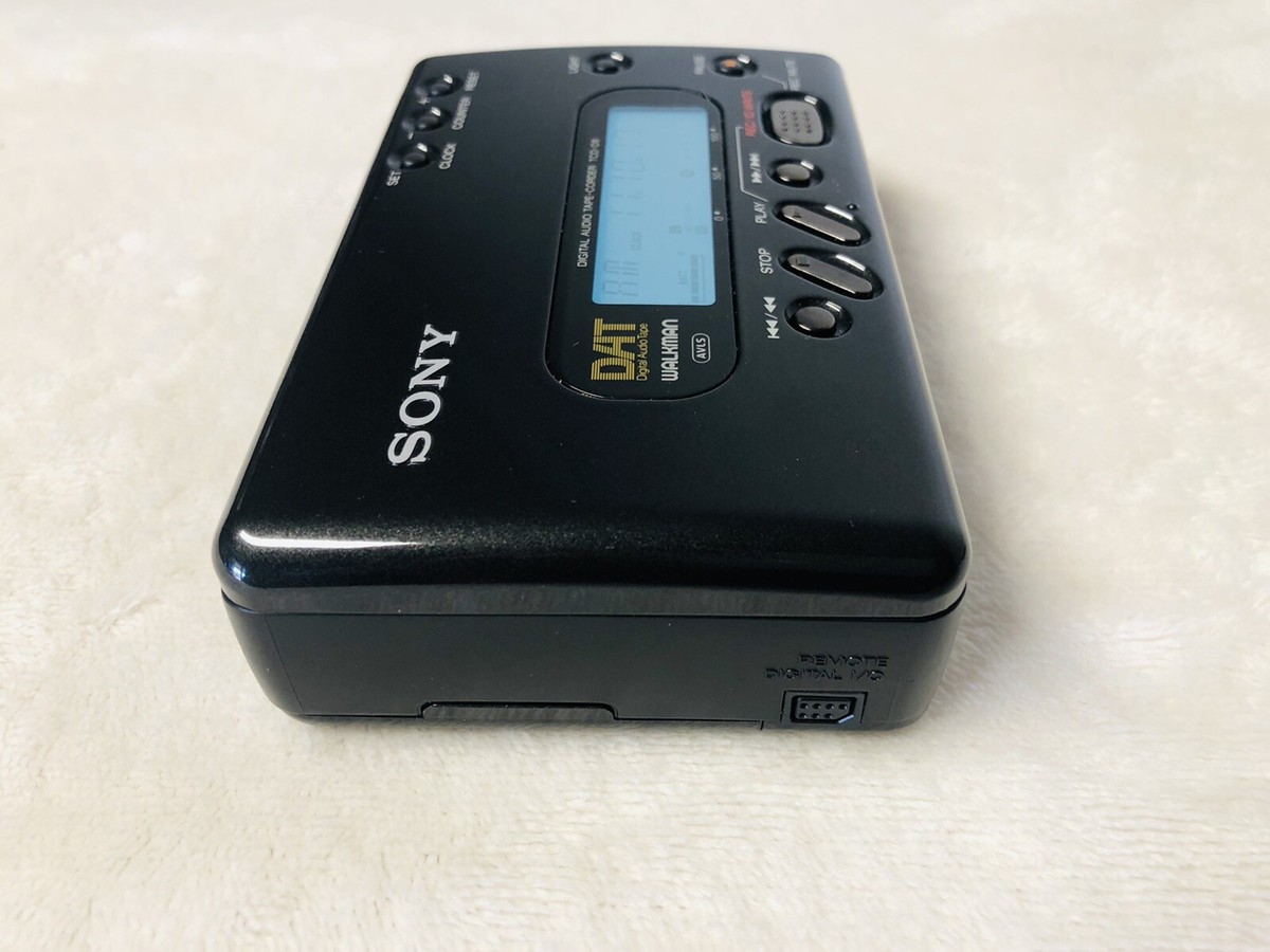 Portable DAT Digital Audio Tape Player Recorder Walkman Sony TCD