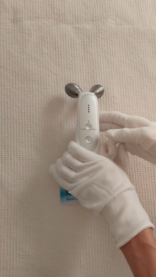 Medicube Age-R Derma EMS Shot Device Face Massager Skin Care With