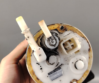 2001 SUZUKI Carry DA52T K6A FUEL PUMP ASSEMBLY OEM JDM USED