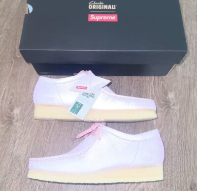 SUPREME SS25 CLARKS ORIGINALS REFLECTIVE WALLABEE 3M PINK SZ 9