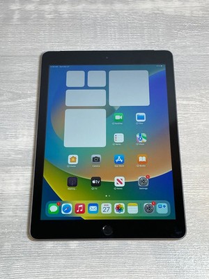 Apple iPad 5th Gen. 9.7