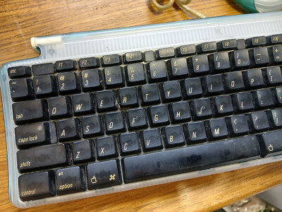 Apple iMac G3 Bondi Blue USB Keyboard & Mouse Puck Set (M2452 +