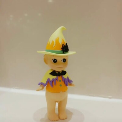Authentic Sonny Angel Halloween 2016 Secret Witch mini figure