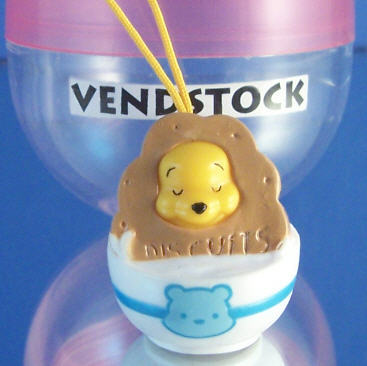 DISNEY WINNIE THE POOH PEEK-A-POOH SERIES 19 MINI WINNIE DANGLER