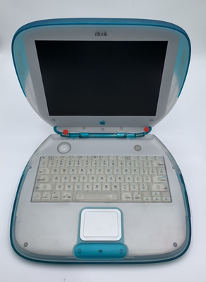 K780 Apple iBook M2453 ジャンク品 クラムシェル K780 Apple iBook