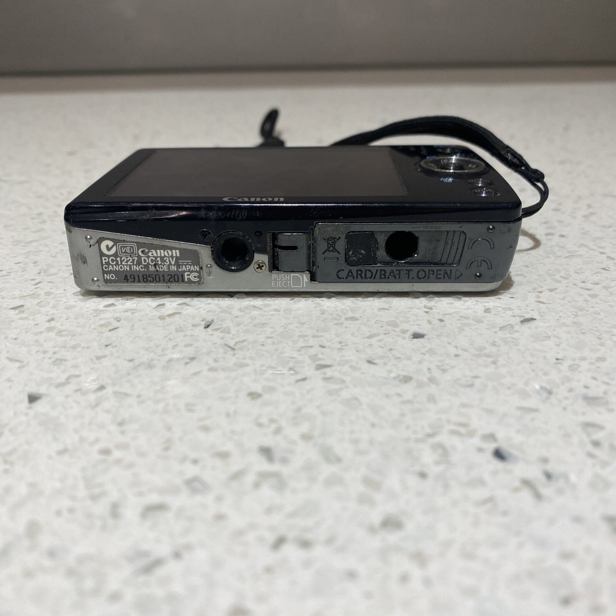 Canon IXY Digital 90 Compact Digital Camera PC1227 (made In Japan