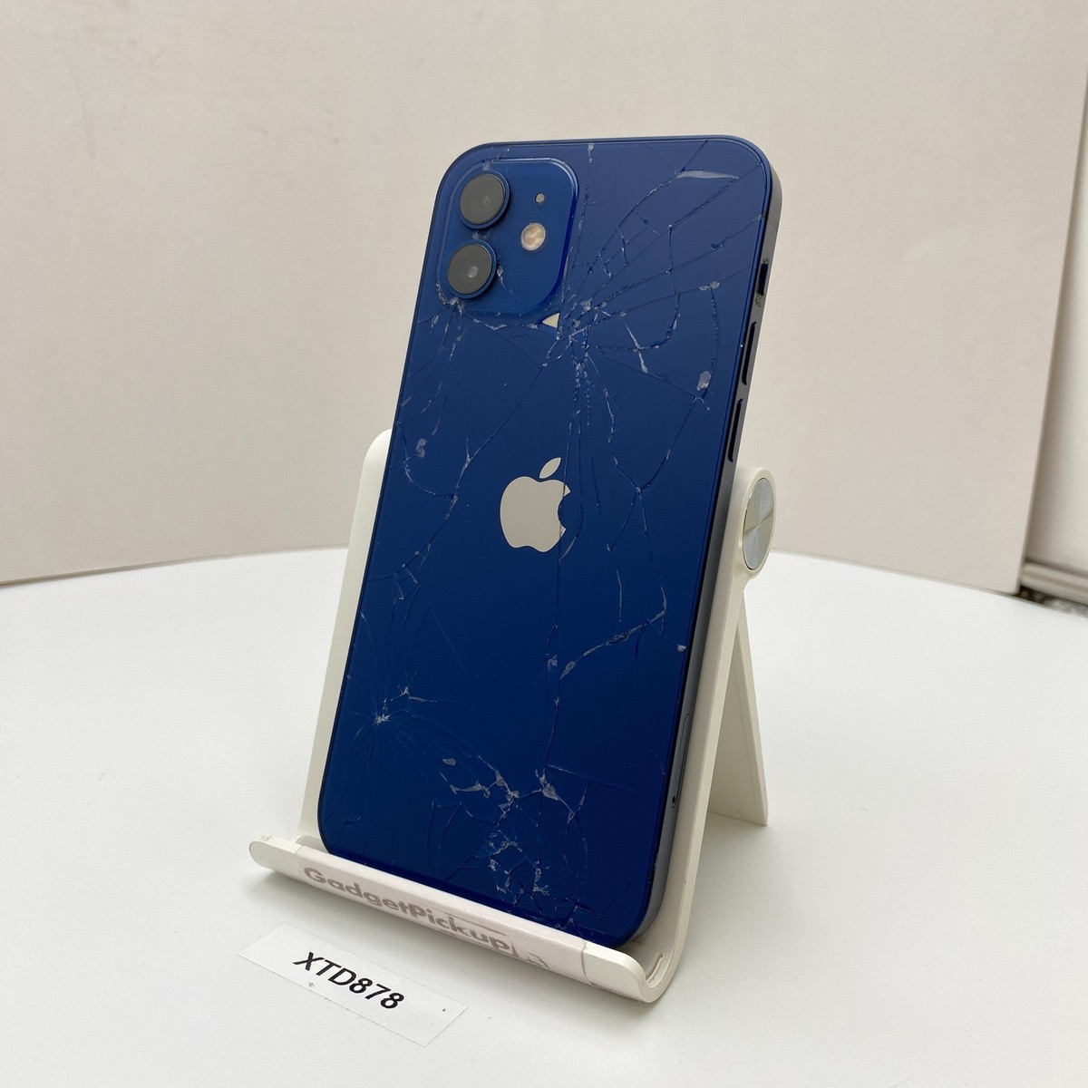 Apple iPhone 12 - 256GB - Blue (Unlocked) - CRACKED SCREEN & BACK