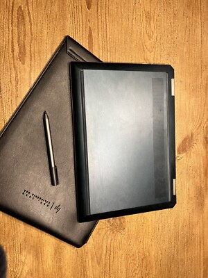 HP Spectre x360 Convertible 13-ap0xxx DESKTOP-U1096JS, i7-8565U