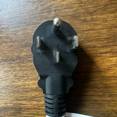 BMW XM iX iX3 iX1 i4 i5 i7 i8 EV charger Flexible charging cable