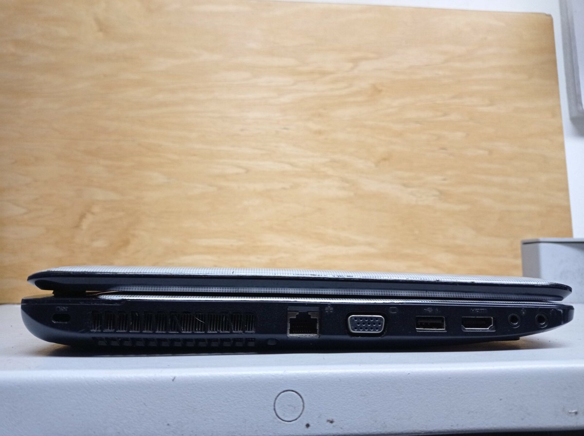 Toshiba Satellite L750 Core i3-2310M 2.1 GHz 6GB RAM 500GB HDD