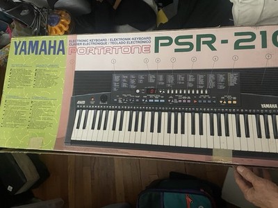 Yamaha Vintage Electronic PSR-210 Keyboard Portable AWM 49 Keys
