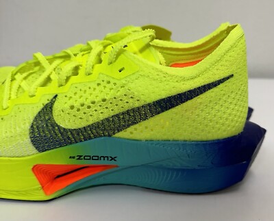 Nike ZoomX Vaporfly Next% 3 Fast Pack Mens Sz 11.5 Volt Scream