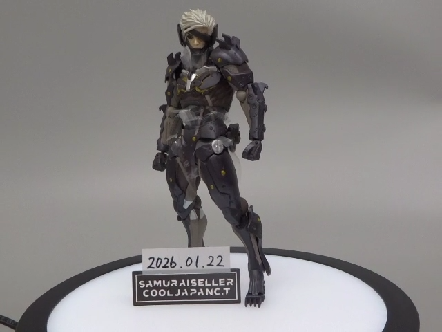 Revoltech Yamaguchi METAL GEAR RISING REVENGEANCE RAIDEN Figure No