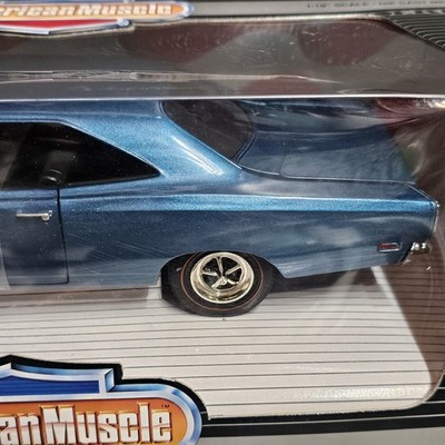 ERTL American Muscle Die Cast Metal 1969 Plymouth Roadrunner 1:18
