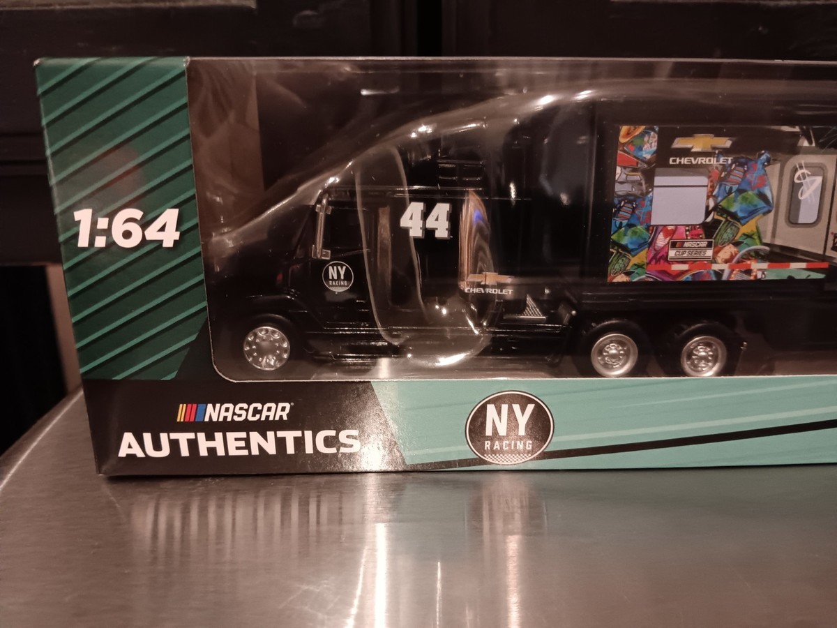 1/64 NASCAR AUTHENTICS 2025 Wave 01 J.J. Yeley #44 NY Racing Team