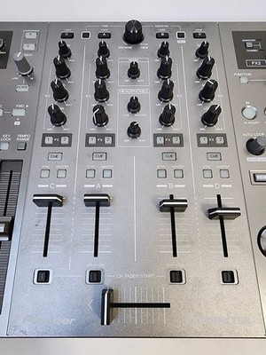 Pioneer DJ DDJ-T1 DJ controller for TRAKTOR 4-Channel 4ch DDJT1 | eBay