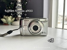 Fujifilm FinePix A Series A900 9.0MP Digital Camera - Silver for