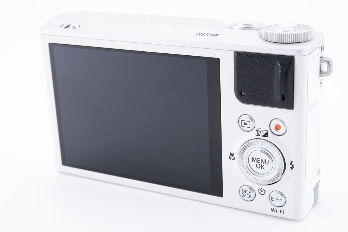 Fujifilm XQ2 digital camera White | eBay