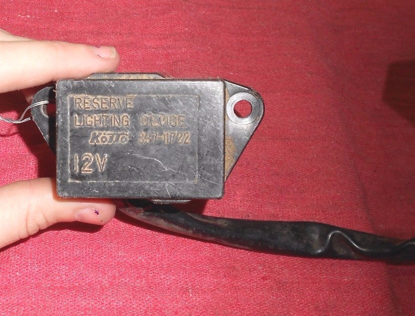 KAWASAKI ZX900 RESERVE LIGHTING SWITCH 27010-1066 ZX 900 NINJA