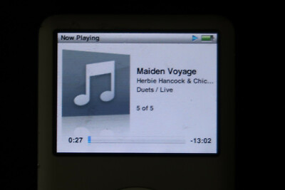 APPLE IPOD CLASSIC 160GB LIGHT GREY 6TH GENERATION AN AWESOME