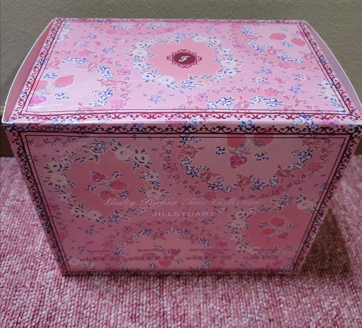 JILL STUART Guilty Parfait Time Collection 2024 Christmas Coffret