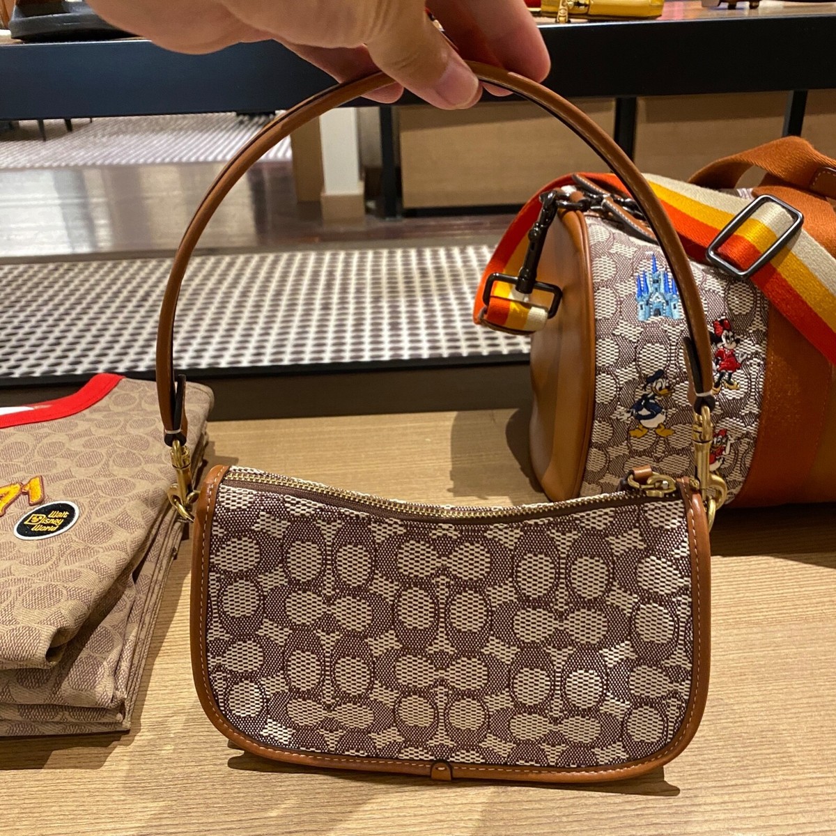 NEW COACH Disney bag WDW 50th anniversary model /Gift wrapping